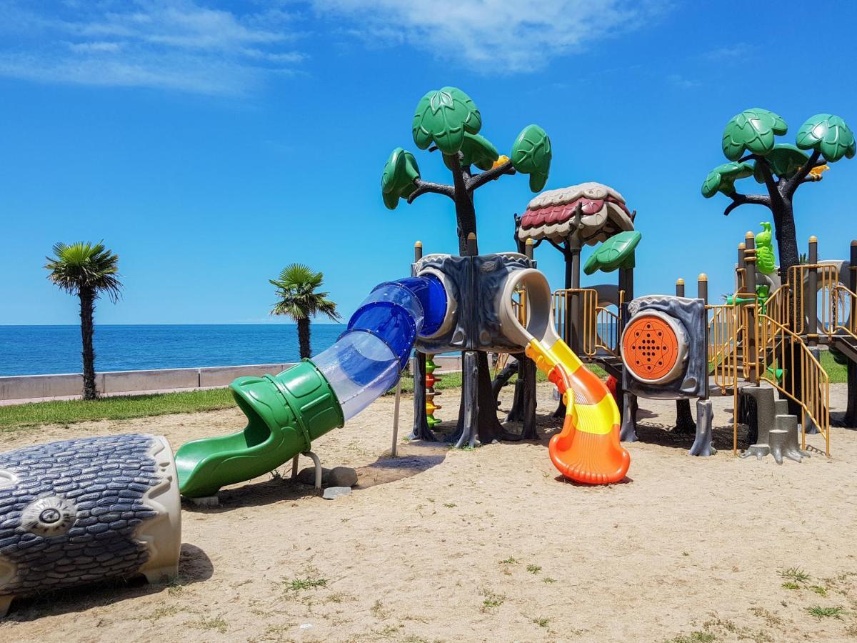 Luxury Dreamland Oasis Apartments Chakvi Dış mekan fotoğraf